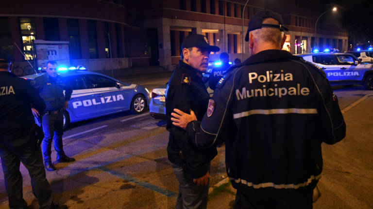 Deve scontare 3 anni di carcere per guida senza patente: arrestato a Forlì Deve scontare 3 anni di carcere per guida senza patente: arrestato a Forlì