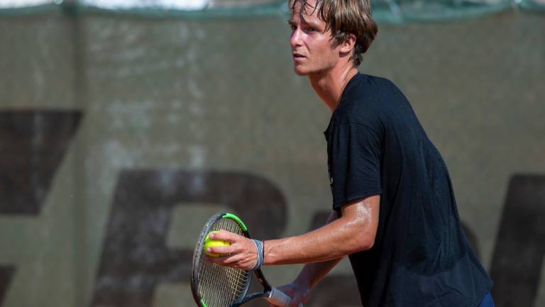 Tennis, Lunedei, Mazza e Iandoli avanzano al Cicconetti Tennis, Lunedei, Mazza e Iandoli avanzano al Cicconetti