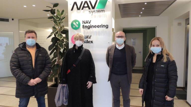 Lia Montalti in visita alla Nav System di Cesena Lia Montalti in visita alla Nav System di Cesena