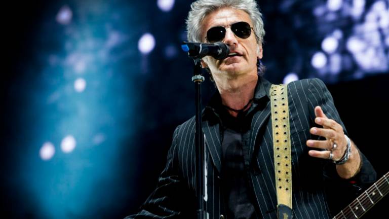 Ligabue rinvia il tour europeo Ligabue rinvia il tour europeo