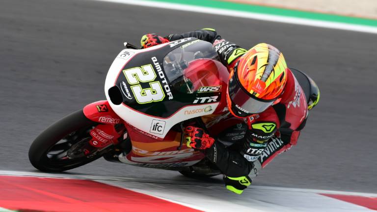 Moto3, pole di Guevara, in ritardo Bartolini e Migno Moto3, pole di Guevara, in ritardo Bartolini e Migno