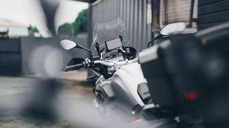 San Marino, incidente in moto: 16enne perde due dita di un piede dopo lo scontro con un'auto pirata San Marino, incidente in moto: 16enne perde due dita di un piede dopo lo scontro con un'auto pirata