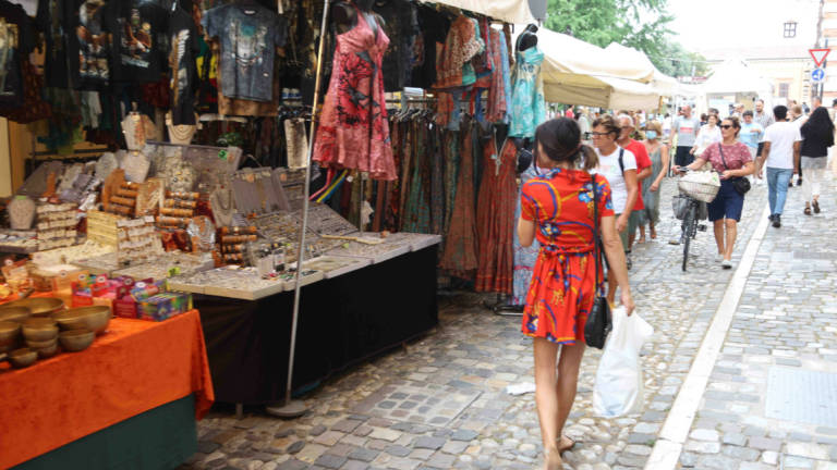 Cesena, festa di San Giovanni: ultima giornata di giri, acquisti ed eventi Cesena, festa di San Giovanni: ultima giornata di giri, acquisti ed eventi