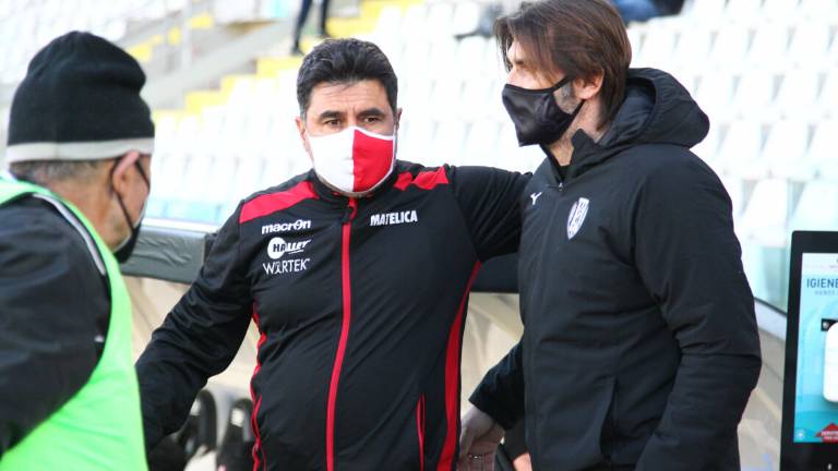 Calcio C,Viali non ci sta: «Inspiegabile il 2-2. Buttati due punti» Calcio C,Viali non ci sta: «Inspiegabile il 2-2. Buttati due punti»