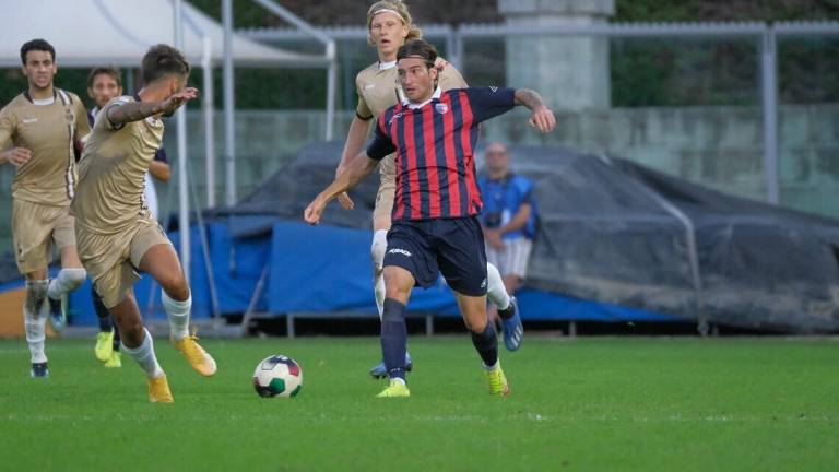 Calcio C, Imolese e Siena non vanno oltre lo 0-0 Calcio C, Imolese e Siena non vanno oltre lo 0-0