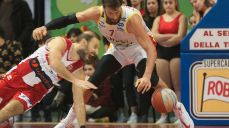 Basket, Basciano: Cerchiamo di salvare la stagione Basket, Basciano: Cerchiamo di salvare la stagione