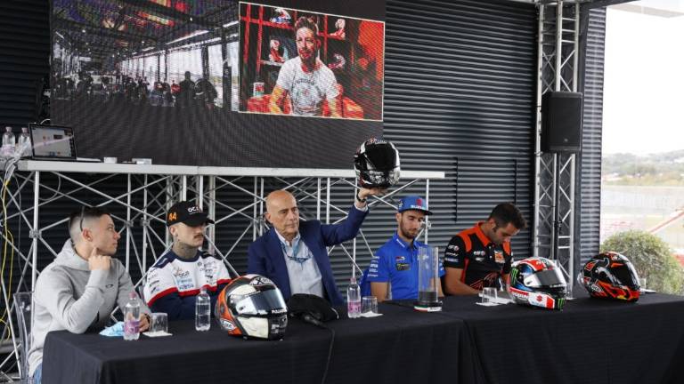 MotoGp, a Misano la Nolan lancia un casco dedicato a Casey Stoner MotoGp, a Misano la Nolan lancia un casco dedicato a Casey Stoner