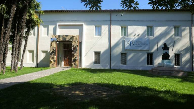 Mic di Faenza: vino ed eros al tempo degli etruschi Mic di Faenza: vino ed eros al tempo degli etruschi