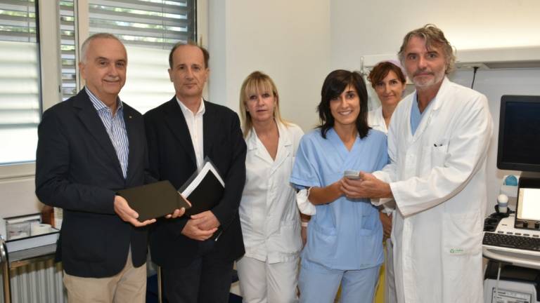 Forlì, un ecografo wireless per Gastroenteorologia ed Endoscopia Digestiva Forlì, un ecografo wireless per Gastroenteorologia ed Endoscopia Digestiva