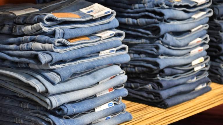 Riccione, ruba i jeans in una nota boutique: scoperto dai Carabinieri Riccione, ruba i jeans in una nota boutique: scoperto dai Carabinieri