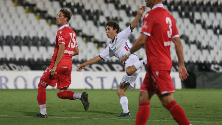 Calcio C, il Cesena ha ceduto Berti in prestito alla Fiorentina e preso Celiento dal Bari. Nannelli va alla Fermana Calcio C, il Cesena ha ceduto Berti in prestito alla Fiorentina e preso Celiento dal Bari. Nannelli va alla Fermana