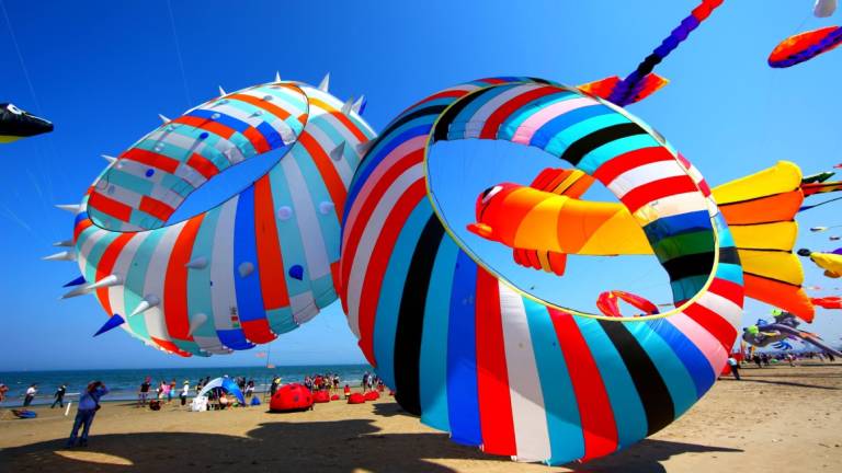 Festival degli aquiloni a Cervia 2023: si riparte il 21 aprile Festival degli aquiloni a Cervia 2023: si riparte il 21 aprile