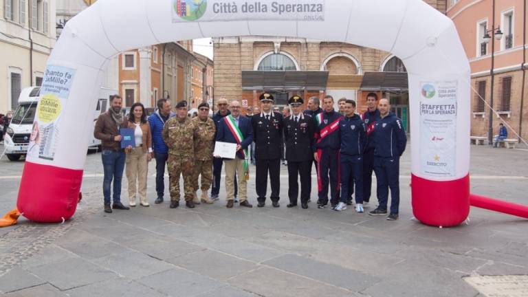 L'ultramaratona benefica passa da Ravenna L'ultramaratona benefica passa da Ravenna