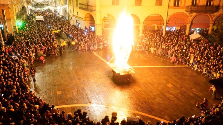 Faenza, Nott de Bisò 2025: il programma di domenica 5 gennaio Faenza, Nott de Bisò 2025: il programma di domenica 5 gennaio