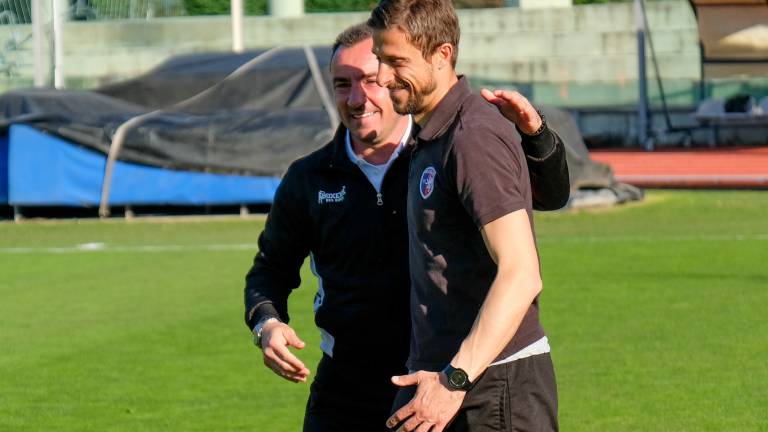 Calcio serie C play-off, l'Imolese dà spettacolo a Monza Calcio serie C play-off, l'Imolese dà spettacolo a Monza