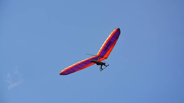 Ravenna, muore col parapendio a Casola Valsenio Ravenna, muore col parapendio a Casola Valsenio