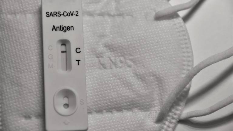 Covid, indice Rt in aumento e sopra la soglia epidemica Covid, indice Rt in aumento e sopra la soglia epidemica