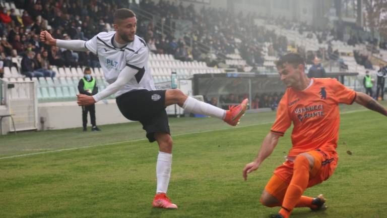 Calcio C, Cesena: Viali deve scegliere la difesa per Montevarchi Calcio C, Cesena: Viali deve scegliere la difesa per Montevarchi