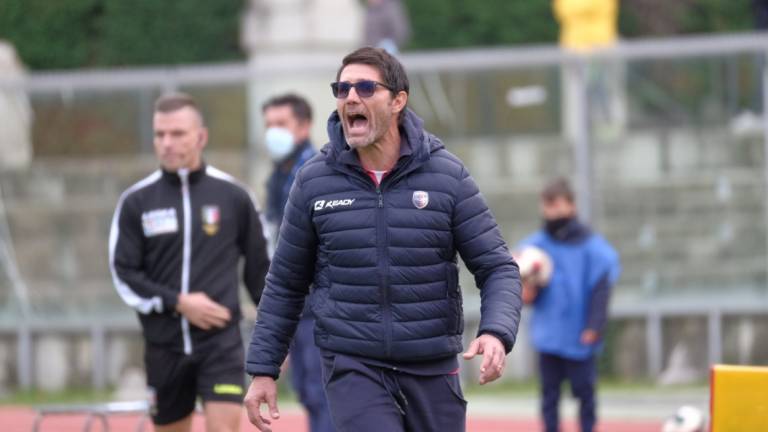 Calcio C, l'Imolese non segna e fa festa il Pescara (0-1) Calcio C, l'Imolese non segna e fa festa il Pescara (0-1)
