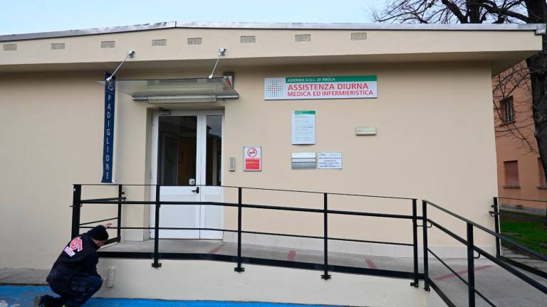 Il 21 dicembre si inaugura il Centro Assistenza e Urgenza di Imola. Potenziamento dell’assistenza territoriale, pronto soccorso meno intasato Il 21 dicembre si inaugura il Centro Assistenza e Urgenza di Imola. Potenziamento dell’assistenza territoriale, pronto soccorso meno intasato
