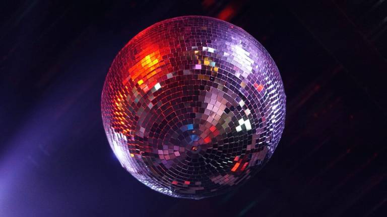 Riccione, sindaca Tosi: Serve una data certa per riaprire le discoteche Riccione, sindaca Tosi: Serve una data certa per riaprire le discoteche