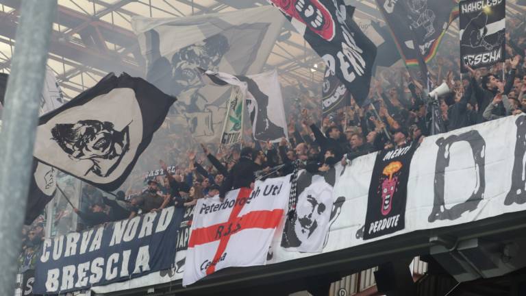 Calcio C, Cesena: al lavoro dopo l'alluvione, gli ultras sabato non andranno in trasferta Calcio C, Cesena: al lavoro dopo l'alluvione, gli ultras sabato non andranno in trasferta