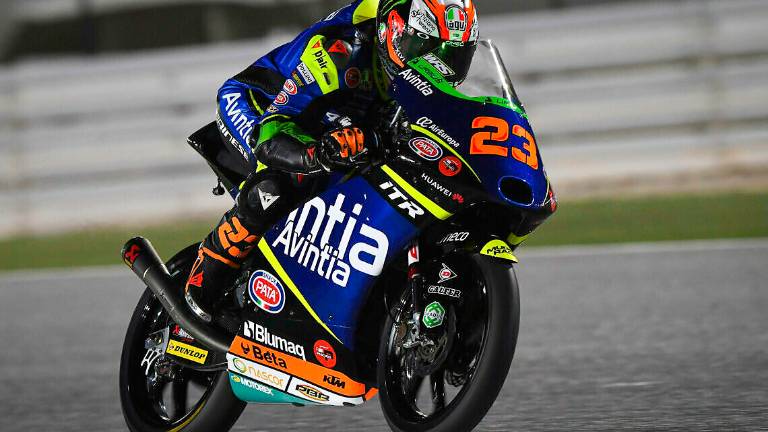 Moto3, Antonelli conquista la prima fila a Barcellona Moto3, Antonelli conquista la prima fila a Barcellona