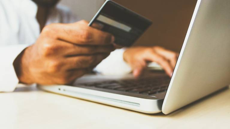 Quali sono i motivi per realizzare un e-commerce? Quali sono i motivi per realizzare un e-commerce?