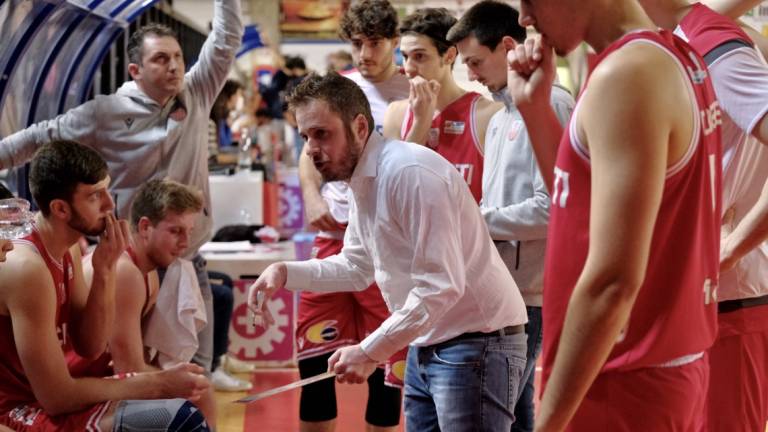 Basket B, Grandi esalta Imola: Due quarti di altissimo livello - Gallery Basket B, Grandi esalta Imola: Due quarti di altissimo livello - Gallery