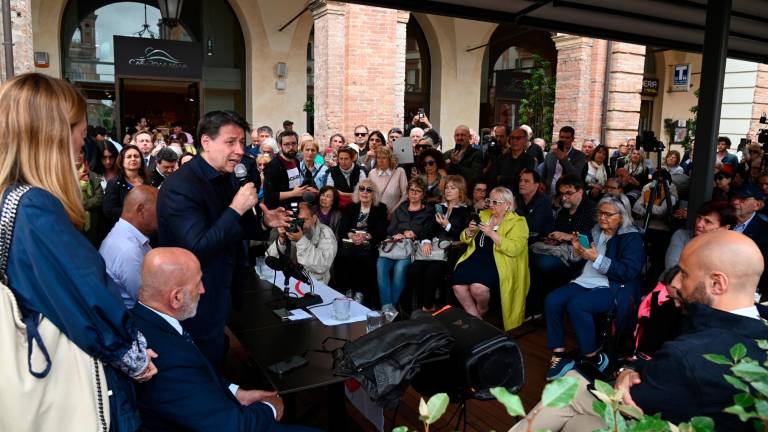 La visita dei giorni scorsi di Giuseppe Conte a Forlì La visita dei giorni scorsi di Giuseppe Conte a Forlì