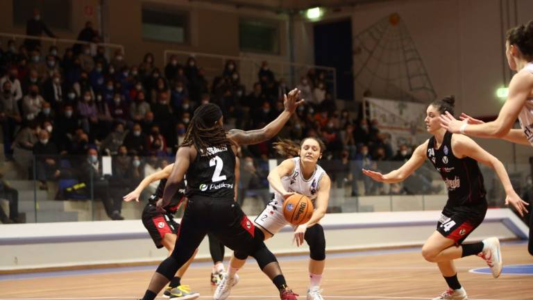 Basket A1 donne, E-Work: finalmente sabato si torna in campo Basket A1 donne, E-Work: finalmente sabato si torna in campo