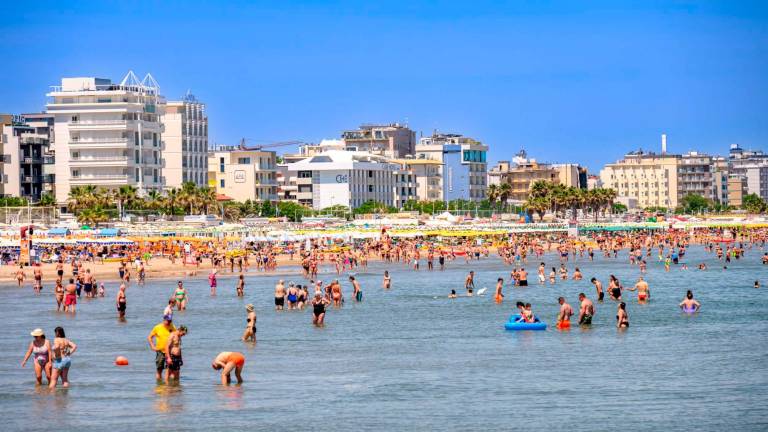Riccione promuove la conoscenza delle tecniche di salvamento con una sessione aperta a tutti Riccione promuove la conoscenza delle tecniche di salvamento con una sessione aperta a tutti