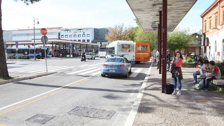 Trovato e arrestato a Milano l'autore dell'ultima rapina in stazione a Cesena Trovato e arrestato a Milano l'autore dell'ultima rapina in stazione a Cesena