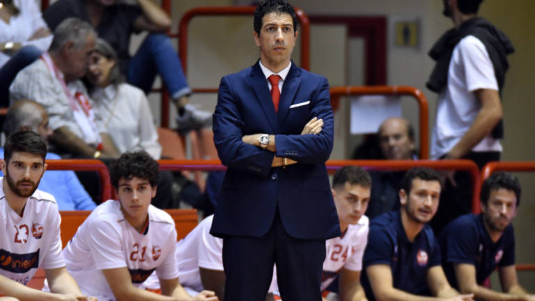 Basket A2, Martino assolve l'Unieuro: Abbiamo fatto il massimo Basket A2, Martino assolve l'Unieuro: Abbiamo fatto il massimo