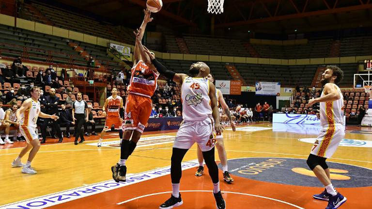 Basket A2 play-off, Unieuro e OraSì debutteranno sabato Basket A2 play-off, Unieuro e OraSì debutteranno sabato