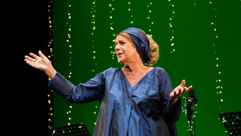 Lella Costa e le donne di Dante al Galli di Rimini Lella Costa e le donne di Dante al Galli di Rimini
