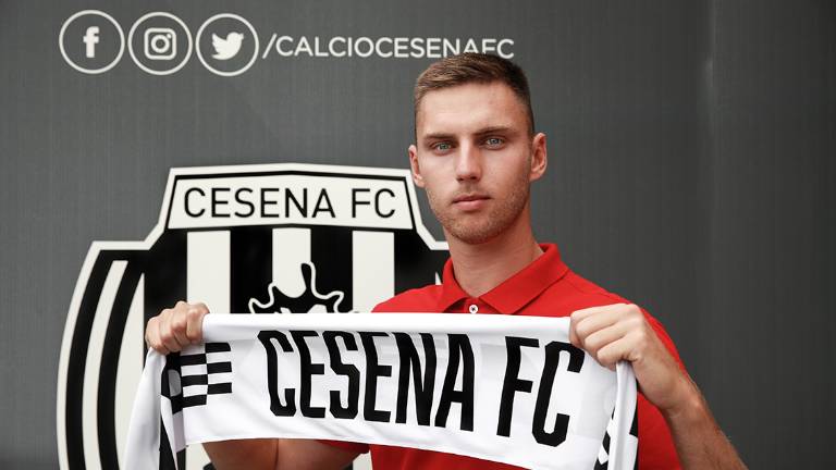 Calcio C, il difensore centrale croato Ivan Kontek ha firmato un biennale con il Cesena Calcio C, il difensore centrale croato Ivan Kontek ha firmato un biennale con il Cesena