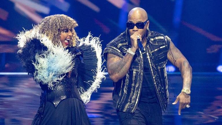 Eurovision: Senhit scampa a incidente durante le prove Eurovision: Senhit scampa a incidente durante le prove