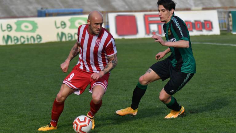 Calcio D, il Forlì supera la Bagnolese nel finale e sorride (2-1) Calcio D, il Forlì supera la Bagnolese nel finale e sorride (2-1)