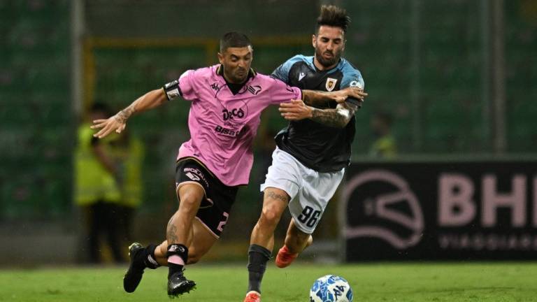 Calcio C, Francesco De Rose è un giocatore del Cesena: trattativa definita nella notte Calcio C, Francesco De Rose è un giocatore del Cesena: trattativa definita nella notte