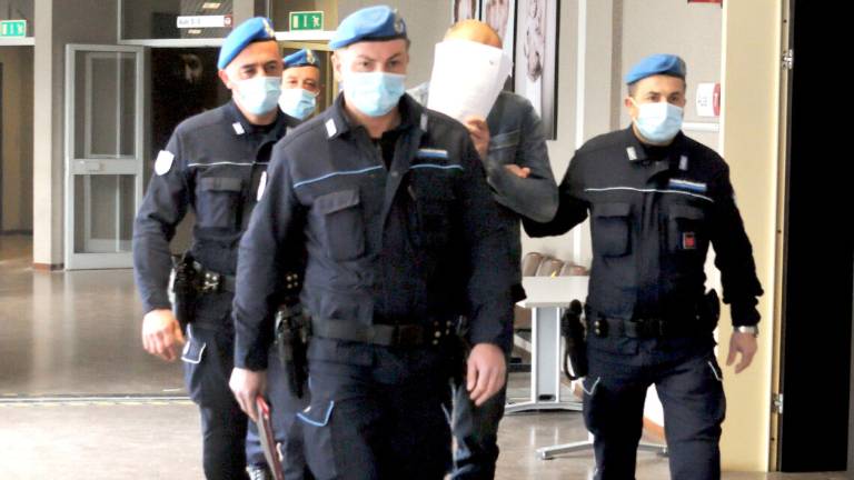 Delitto Ilenia, il killer confessa: Nanni mi promise 20mila euro Delitto Ilenia, il killer confessa: Nanni mi promise 20mila euro
