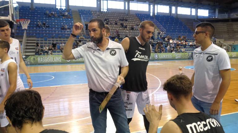 Basket B, il vice Simone Lilli: Sarà bello vedere tanti tifosi di Faenza a Imola Basket B, il vice Simone Lilli: Sarà bello vedere tanti tifosi di Faenza a Imola