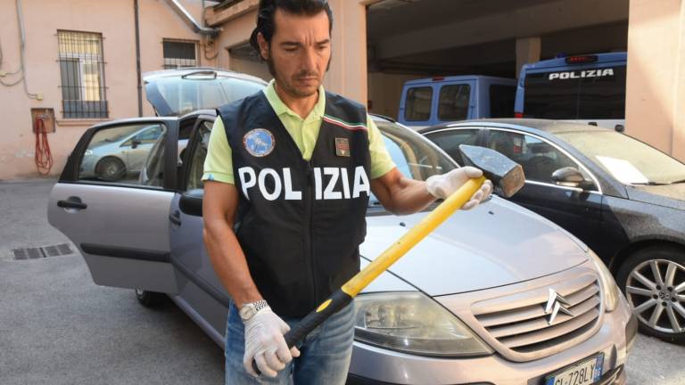 Forlì. Tentano un furto, ladri in fuga Forlì. Tentano un furto, ladri in fuga