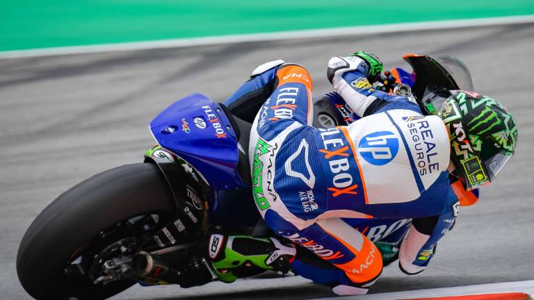Moto2, Fernandez davanti a tutti, una caduta ferma Manzi sul più bello Moto2, Fernandez davanti a tutti, una caduta ferma Manzi sul più bello