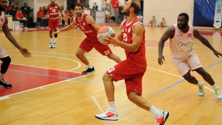 Basket serie A2, domenica l'Unieuro presenta il settore giovanile Basket serie A2, domenica l'Unieuro presenta il settore giovanile