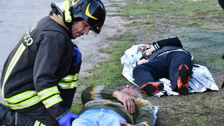 A Bertinoro incidente tra 7 auto con 26 feriti gravi. Ma è una simulazione A Bertinoro incidente tra 7 auto con 26 feriti gravi. Ma è una simulazione
