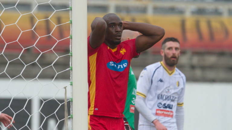Calcio C, Ravenna: la procura antidoping ha sospeso Mokulu Calcio C, Ravenna: la procura antidoping ha sospeso Mokulu