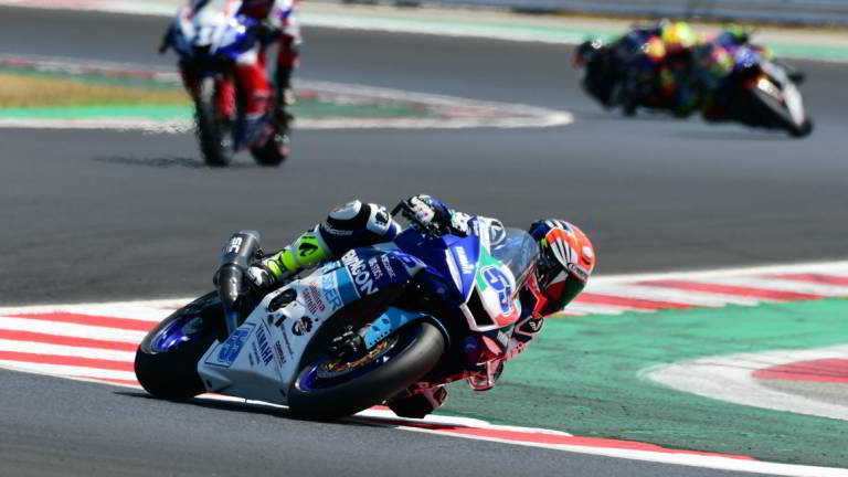 Moto, Civ: in Supersport Next Generation un altro podio per l'eterno Massimo Roccoli (VIDEO) Moto, Civ: in Supersport Next Generation un altro podio per l'eterno Massimo Roccoli (VIDEO)