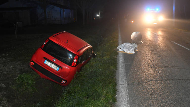 Forlì, incidente: finisce nel fosso e muore nella notte Forlì, incidente: finisce nel fosso e muore nella notte