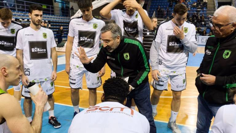 Basket, la Rekico Faenza saluta coach Massimo Friso Basket, la Rekico Faenza saluta coach Massimo Friso